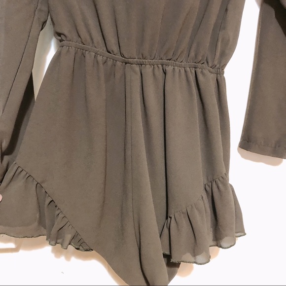 Lioness Olive Green Romper - Picture 4 of 4